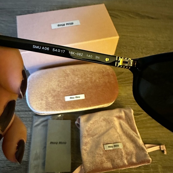 Authentic Miu Miu Sunglasses w/ Original Case - Picture 5 of 7